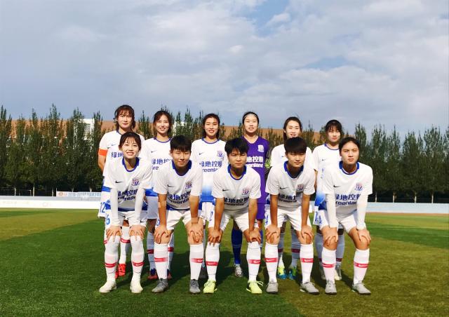 云南玉昆中场张宇峰：祝愿老东家长春亚泰早日重返中超（云南玉昆中场张宇峰：期盼老东家长春亚泰早日回归中超）